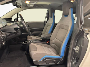 https://vehicle.imgix.net/534530/1e6cb932-007a-444a-ae8f-2bd17850ce7f.jpg