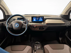 https://vehicle.imgix.net/534530/746754a9-4d5b-436e-9494-e36a89703089.jpg