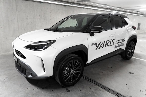 Toyota Yaris Cross 1.5 VVT-i HSD Adventure AWD-i 11