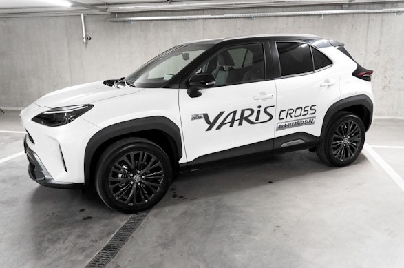 Toyota Yaris Cross 1.5 VVT-i HSD Adventure AWD-i 1