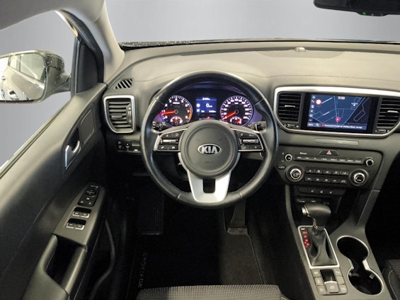 Vehicle image 9 Vehicle image 9