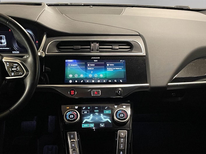 Vehicle image JAGUAR I-PACE