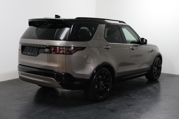 LAND ROVER Discovery 3.0 I6 R-Dynamic SE 1
